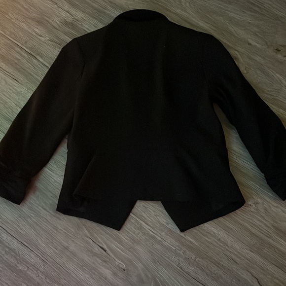 Express Stretch Curve Hugging Blazer - Picture 3 of 11